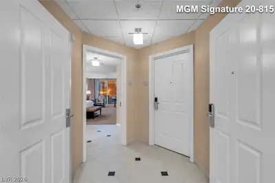 125 East Harmon Avenue 2015 Entry