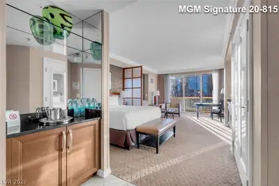 125 East Harmon Avenue 2015 Bedroom