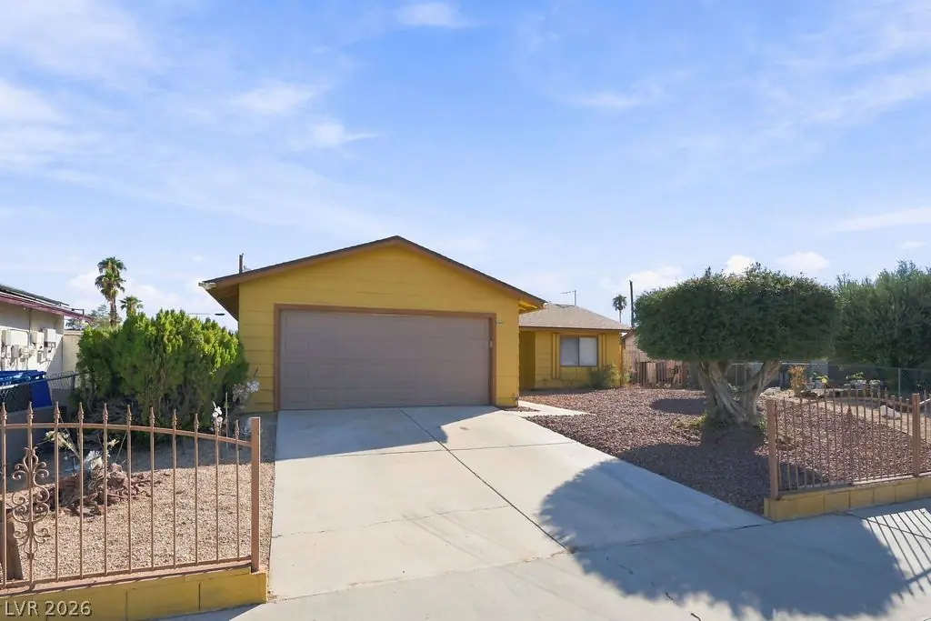 1305 Jackson Avenue, Las Vegas, NV 89106