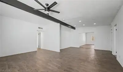 3220 Stanley Avenue, North Las Vegas, NV 89030 Living Room