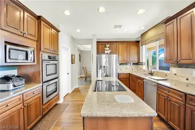 127 Birch Ridge Avenue, Las Vegas, NV 89183 Kitchen