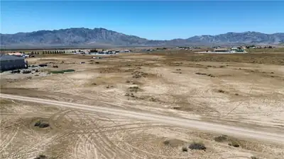 3790 South Leslie Street Lot