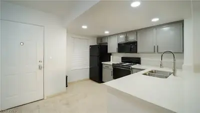 8070 West Russell Road 1099 Kitchen