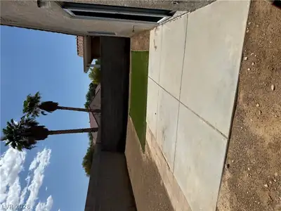 876 Adobe Flat Drive Yard