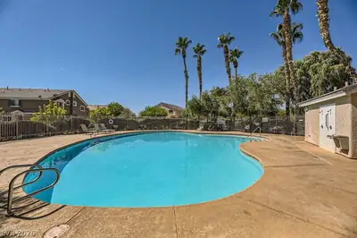 6713 Lookout Lodge Lane 1 Pool