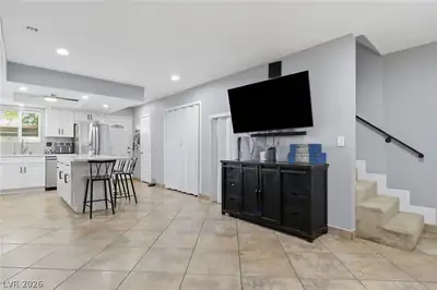 6233 West Washington Avenue Kitchen