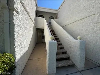1800 Edmond Street 162 Entry