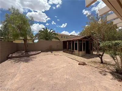 7185 Windy Peak Court, Las Vegas, NV 89113 Yard