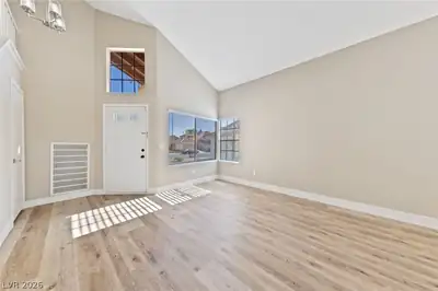 7627 Kalmalii Avenue, Las Vegas, NV 89147 Entry