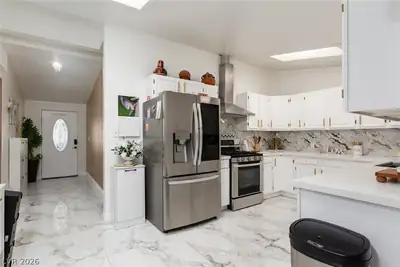 3216 Osage Avenue, Las Vegas, NV 89101 Kitchen