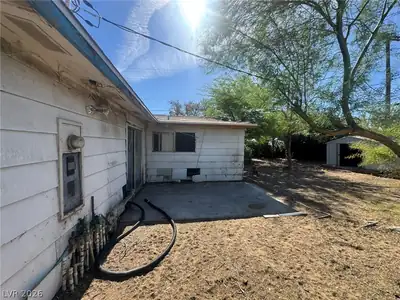 3001 Roseville Way, Las Vegas, NV 89102 Yard