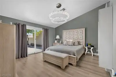 846 Holly Lake Way Primary Bedroom