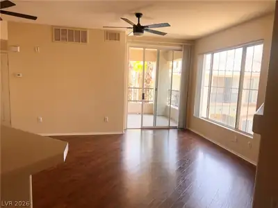 7135 South Durango Drive 307 Living Room