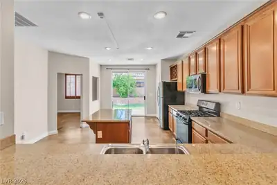 659 Quayside Court, Las Vegas, NV 89178 Kitchen
