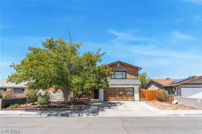 1855 Twin Oaks Avenue, Las Vegas, NV 89156 Front of Structure