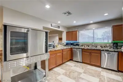 2720 East Quail Avenue Kitchen