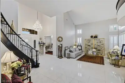 10721 Capesthorne Way, Las Vegas, NV 89135 Living Room
