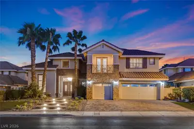 10721 Capesthorne Way, Las Vegas, NV 89135 Front of Structure