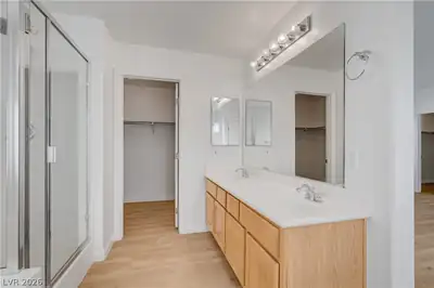8918 HOUSTON RIDGE Avenue 0 Primary Bathroom