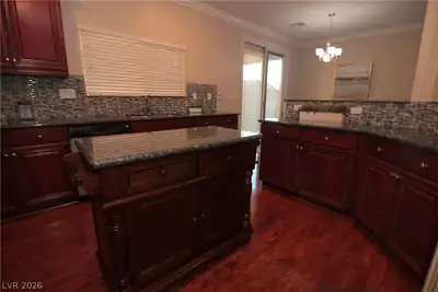 714 Newquay Court Kitchen