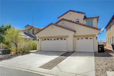 6105 Glenborough Street Las Vegas, NV 89115
