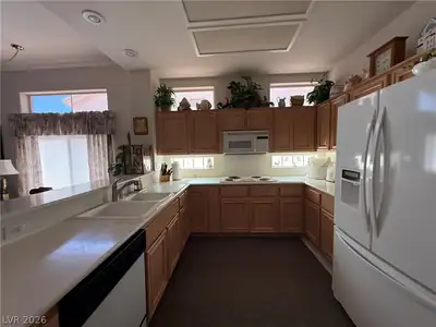 10529 Broom Hill Drive, Las Vegas, NV 89134 Kitchen