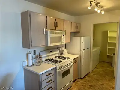 7885 West Flamingo Road 1002 Kitchen