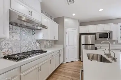 11844 Mino Rio Avenue, Las Vegas, NV 89138 
