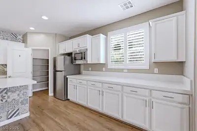 11844 Mino Rio Avenue, Las Vegas, NV 89138 