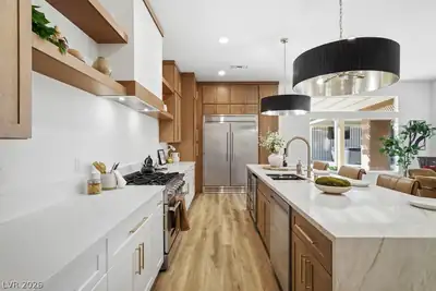 270 Besame Court, Las Vegas, NV 89138 Kitchen