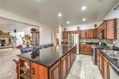 949 Via Stellato Street, Henderson, NV 89011 Kitchen