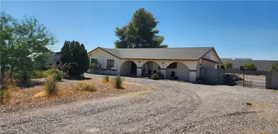 6067 West Oquendo Road Las Vegas, NV 89118