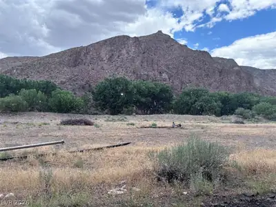 200 Clover Creek Road, Caliente