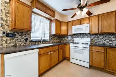 7084 BURCOT Avenue J21 
