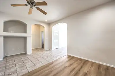 7236 Victoria Oak Court Living Room