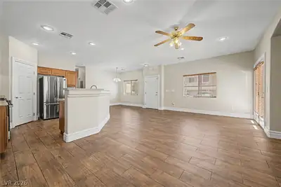 3205 Regal Swan Place 3 Living Room