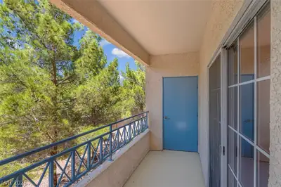 353 Amber Pine Street 203 