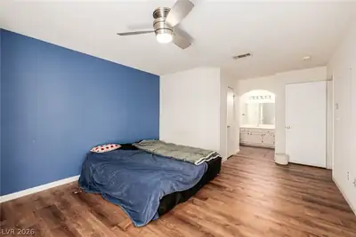 698 South Racetrack Road 124 Bedroom