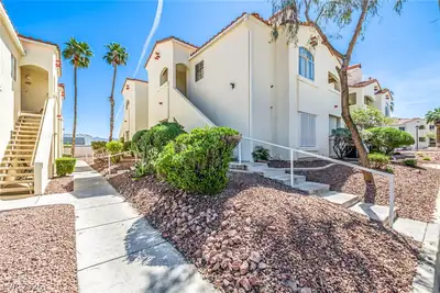 698 South Racetrack Road 124, Henderson