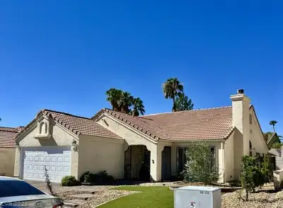 3249 Coral Harbor Drive, Las Vegas, NV 89117 Front of Structure