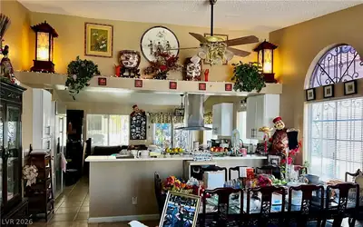 3249 Coral Harbor Drive, Las Vegas, NV 89117 Kitchen