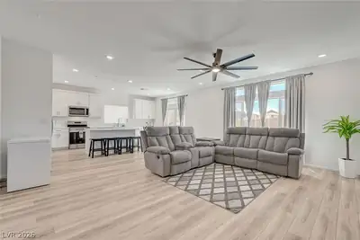 10229 Bloom Quick Court Las Vegas, NV 89141