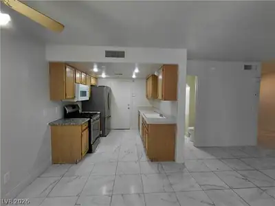9617 Pine River Lane, Las Vegas, NV 89123 Kitchen
