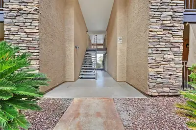 5081 River Glen Drive 97, Las Vegas, NV 89103 Entry