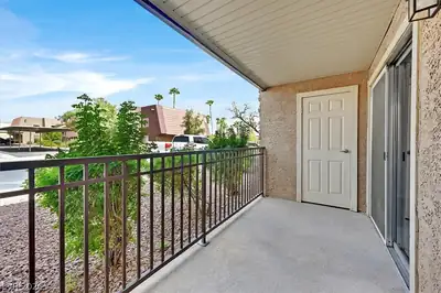 5081 River Glen Drive 97, Las Vegas, NV 89103 Patio