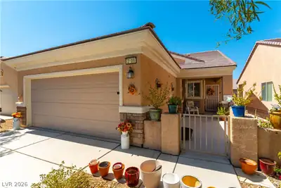 2109 BAY THRUSH Way, North Las Vegas, NV 89084 Front of Structure