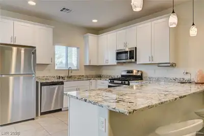 5480 Enchanted Rose Street, Las Vegas, NV 89148 Kitchen
