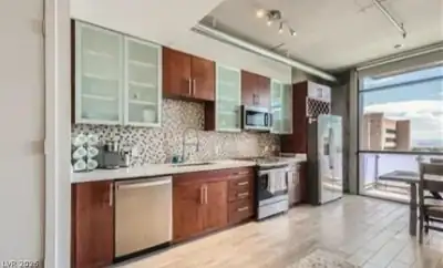 353 East Bonneville Avenue 636 Kitchen