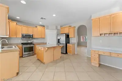 472 Crocus Hill Street, Las Vegas, NV 89138 Kitchen