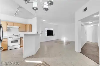 1881 West Alexander Road 1078 Kitchen